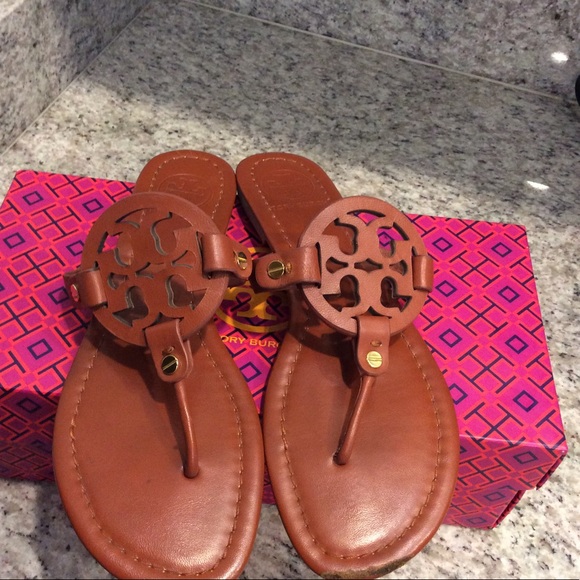 Tory Burch Shoes - Tory Burch Vintage Vachetta Sandals